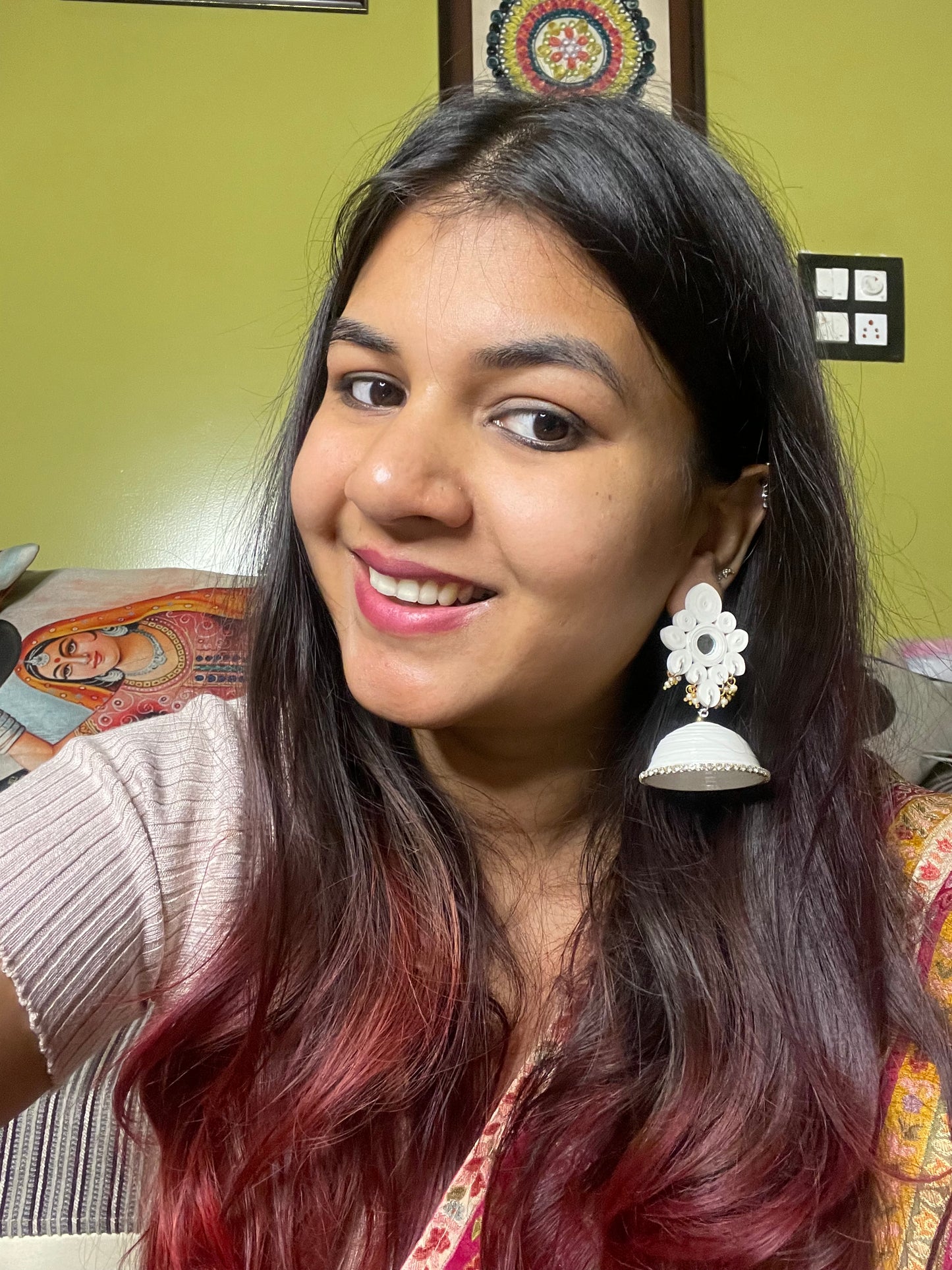 Aadarshini Jhumka - White