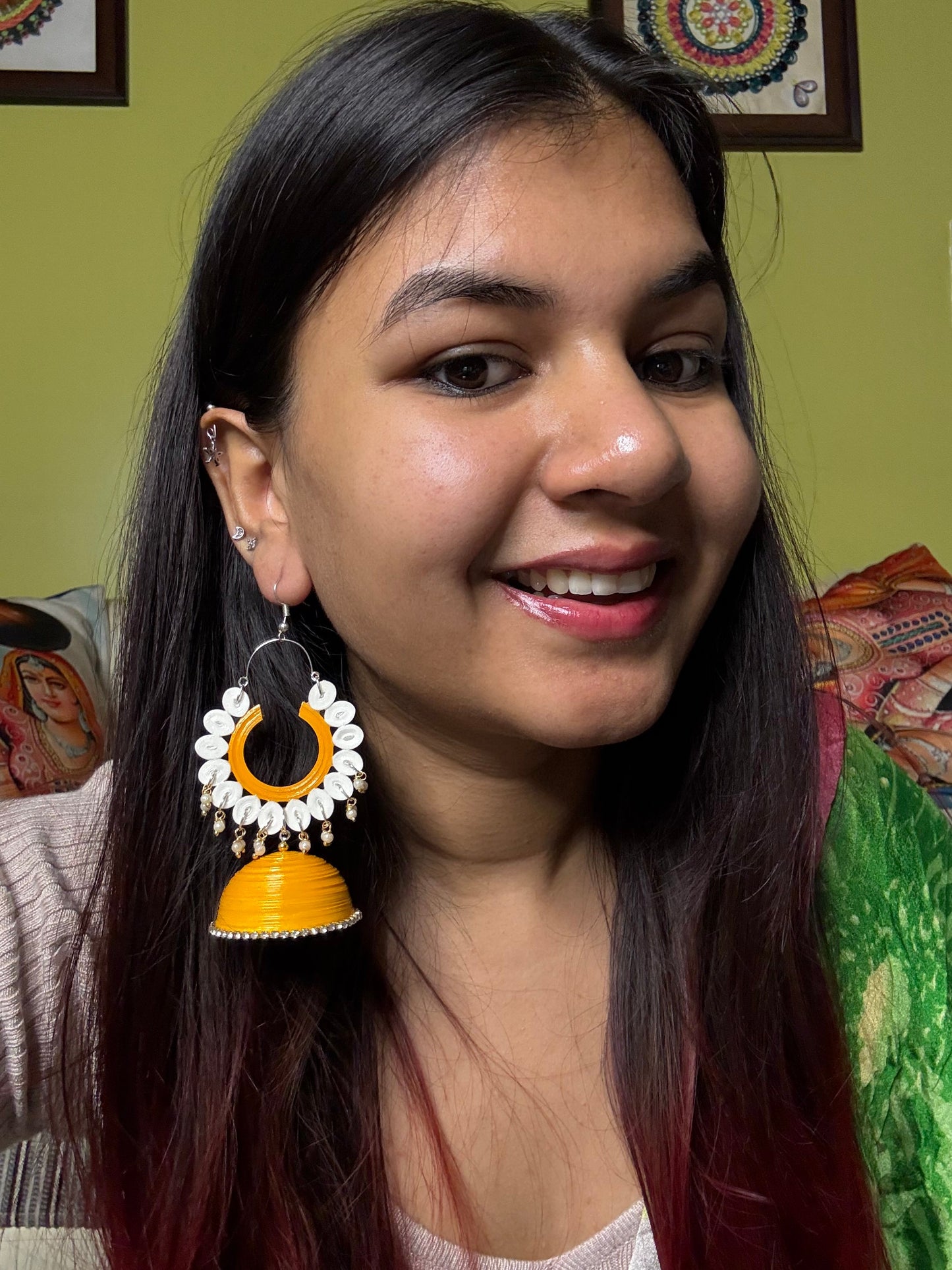 Lashkaara jhumka - Mustard